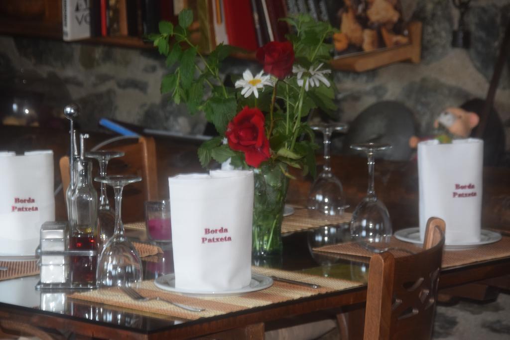 Casa Rural Restaurant Borda Patxeta Canillo Eksteriør bilde