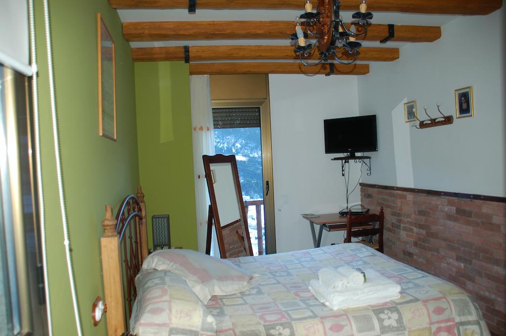 Casa Rural Restaurant Borda Patxeta Canillo Rom bilde