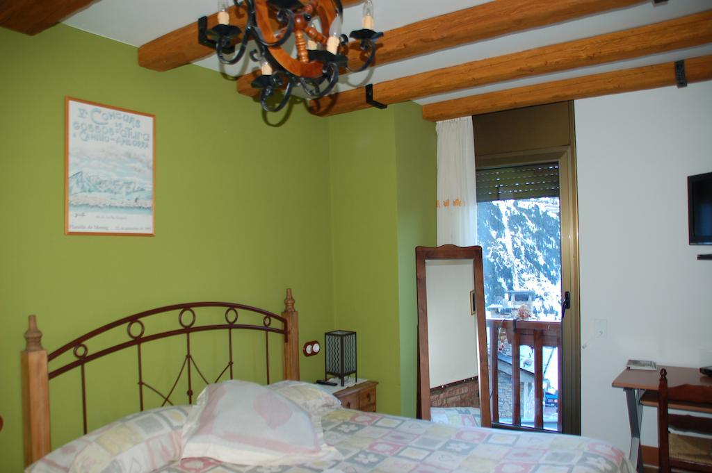 Casa Rural Restaurant Borda Patxeta Canillo Rom bilde